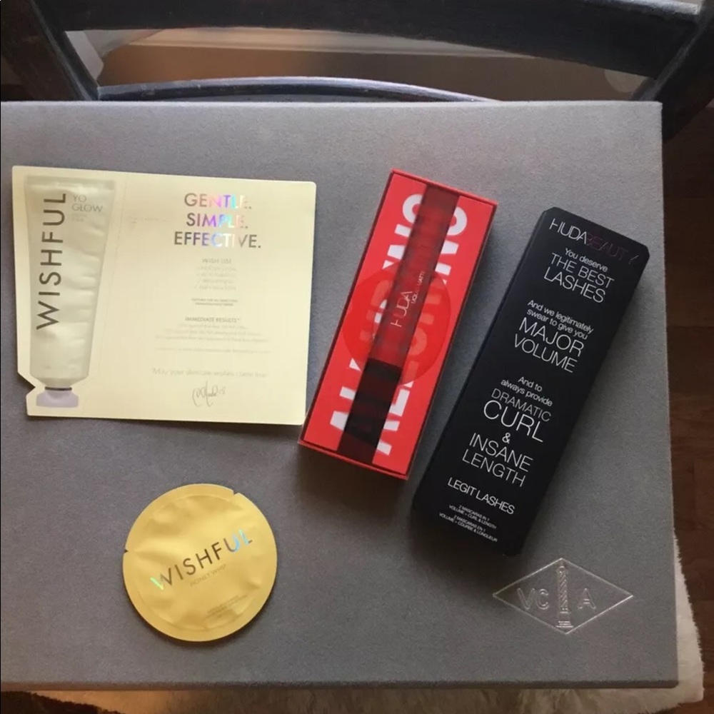 HUDA Beauty Lipstick ,Mascara and sample Lot~ NEW